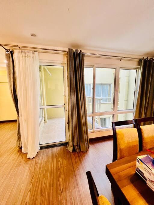 Penthouse 3 Bedroom Apartment With A Beautiful View ポカラ エクステリア 写真